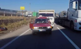 Gebze’de kamyonetle çarpışan otomobilde 1 kişi öldü, 1 kişi yaralandı